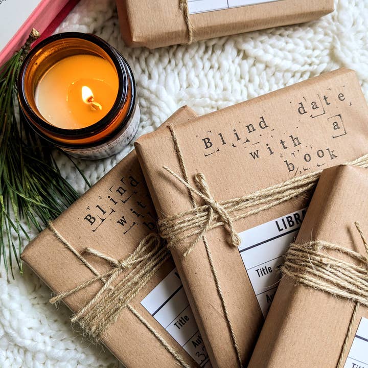 Joyella Design - Vente Fiction contemporaine et littéraire - Livres à l'aveugle - Édition Carte de Bibliothèque2