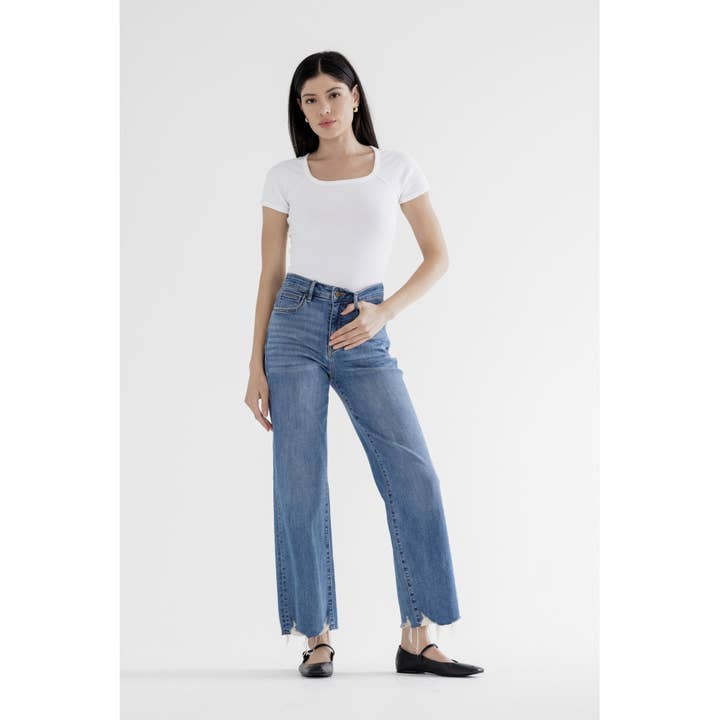 HÖG HÖJD VID BEN MED FÅLLDETALJ för wholesale av Mica Denim