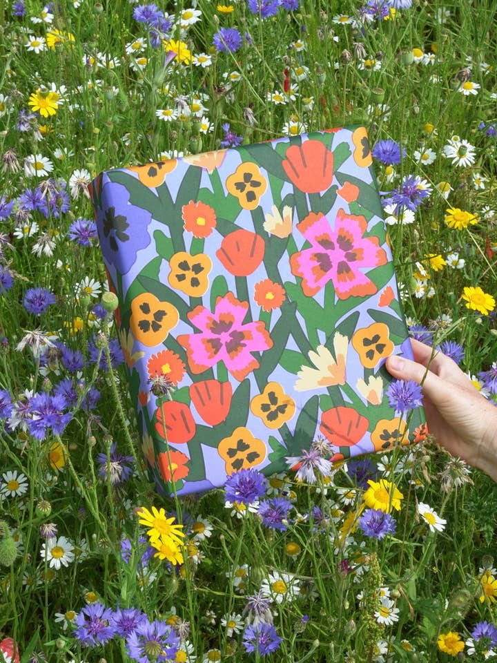 Wild Flowers Gift Wrap for wholesale by Wrap (US duties paid)