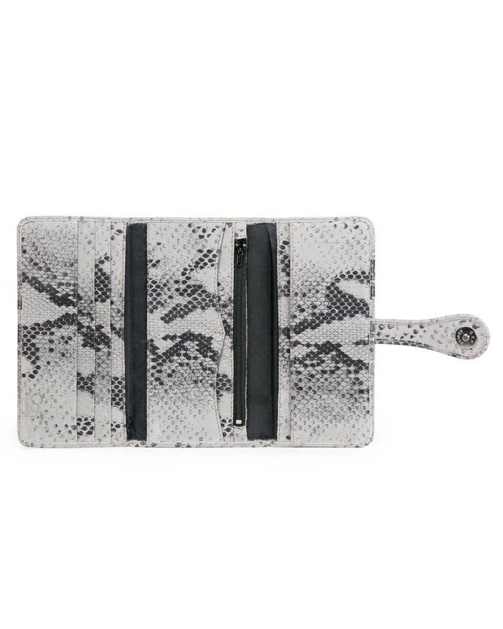 CoFi Leathers – Engroshandel Tegnebog - Dame – Mila Trifold Tegnebog - Hvid Snake1