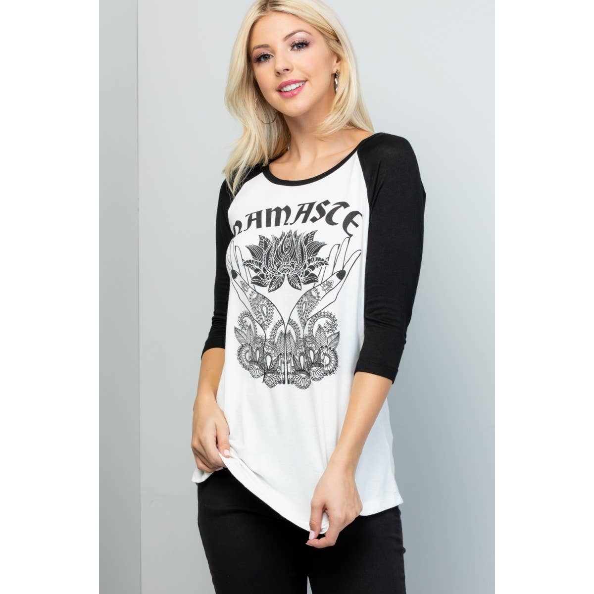 LA Soul – wholesale Tunika - Dam – Raglanskjorta Namaste Med Lotustryck - Baseball Design2