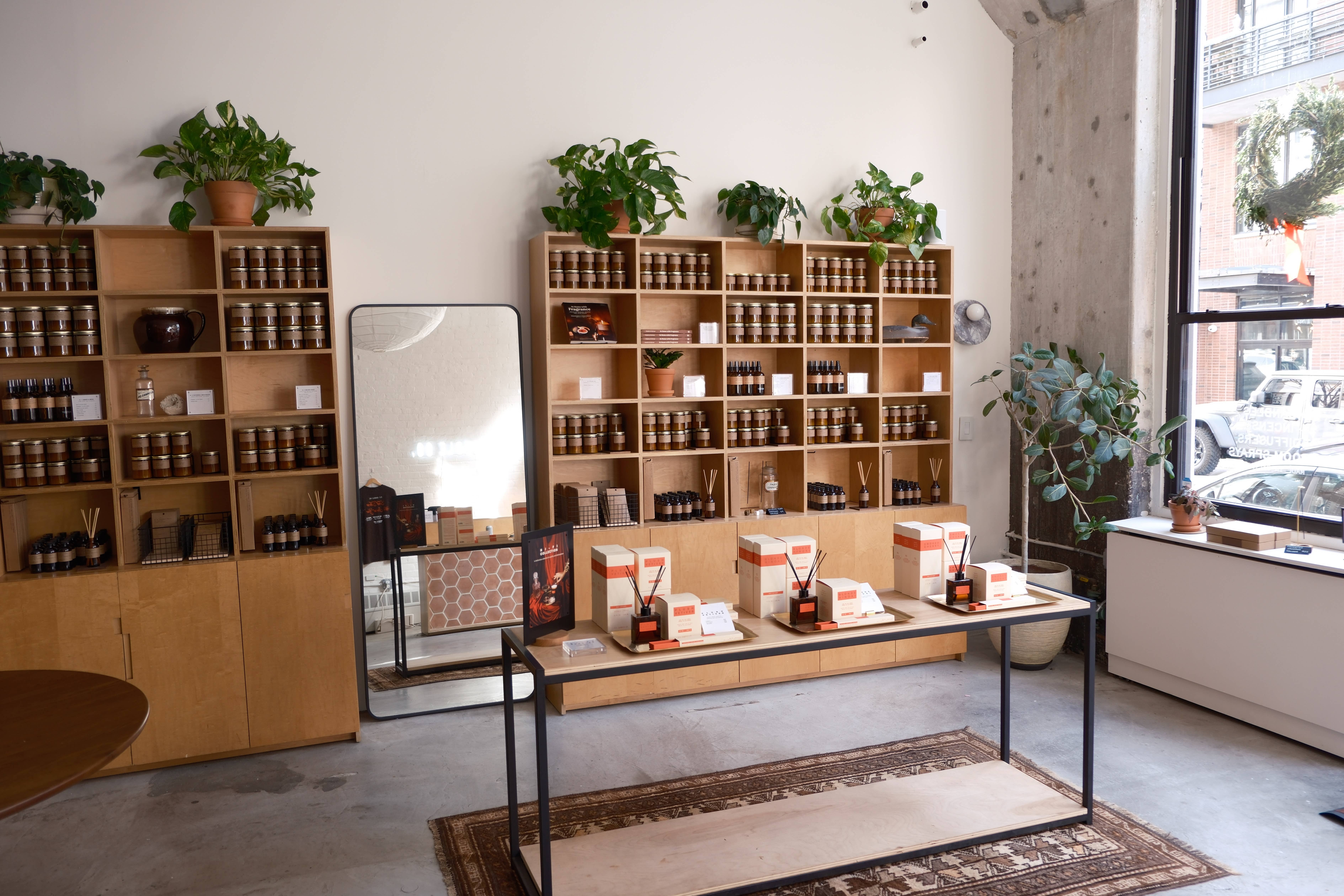 P.F. Candle Co. - Wholesale Jar/Filled Candle - Golden Coast - 7.2 oz Standard Soy Candle4