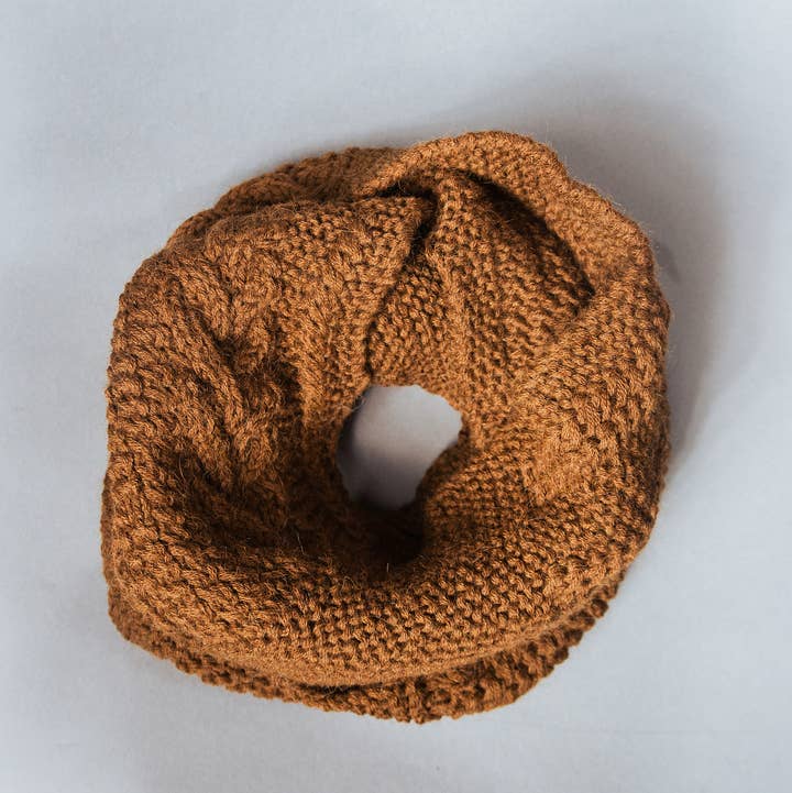 Awamaki - Wholesale Scarf - Unisex - Wayra Cable Infinity Scarf7