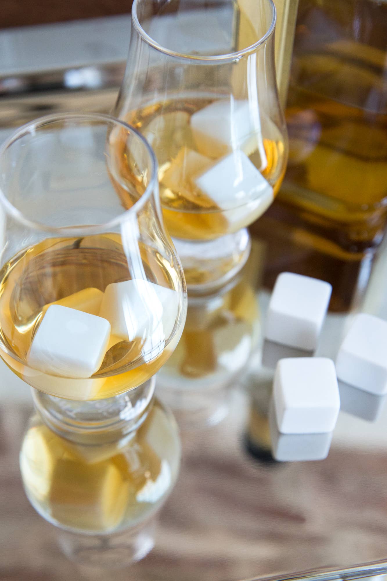 Fox Run Brands - Vendita all'ingrosso Cubetto refrigerante per bevande - Outset Marble Whisky Stones, set di 9, 0,75" x 0,75"1