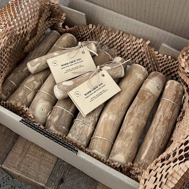 Bobbie’s BowWow – wholesale Pet chew toy – Dog – Coffee Wood Chews
