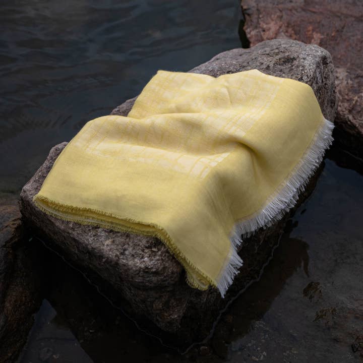 Abstract - Wholesale Scarf - Women's - Solid color stole abstract motif6