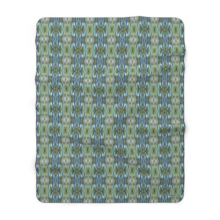 PALMER K Designs - Wholesale Throw Blanket - Sherpa Throw / Blanket: Green / Blue Geometric (TO/P7) 6