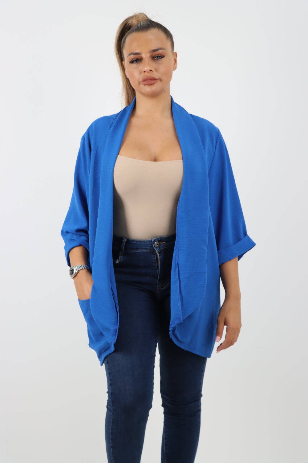 Miss Bold - Venta al por mayor Chaqueta - Mujer - Chaqueta ligera italiana con manga 3/4 y frente abierto38