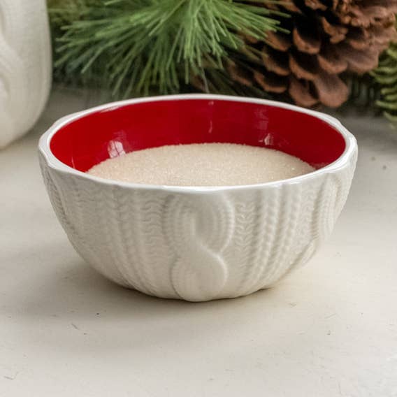 Bol en forme de pull crème de 5" pour la vente par Ragon House