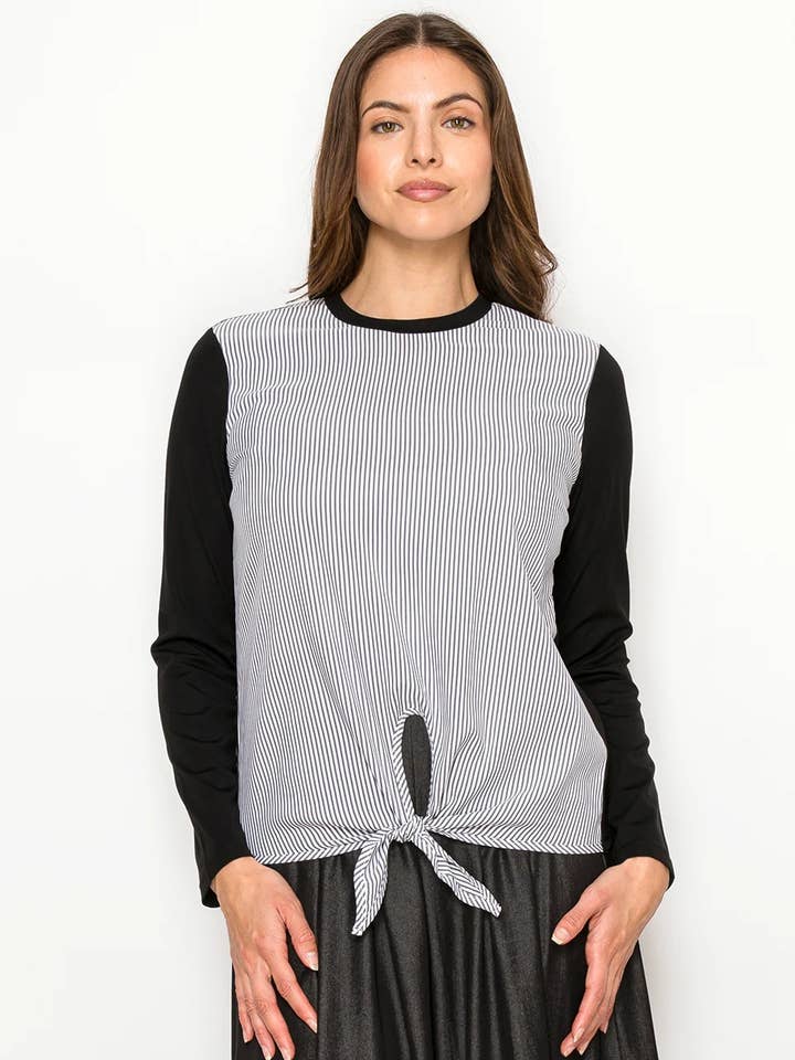 Top med kontrastærmer og pinstribet slipsdetalje for engroshandel hos Yal New York