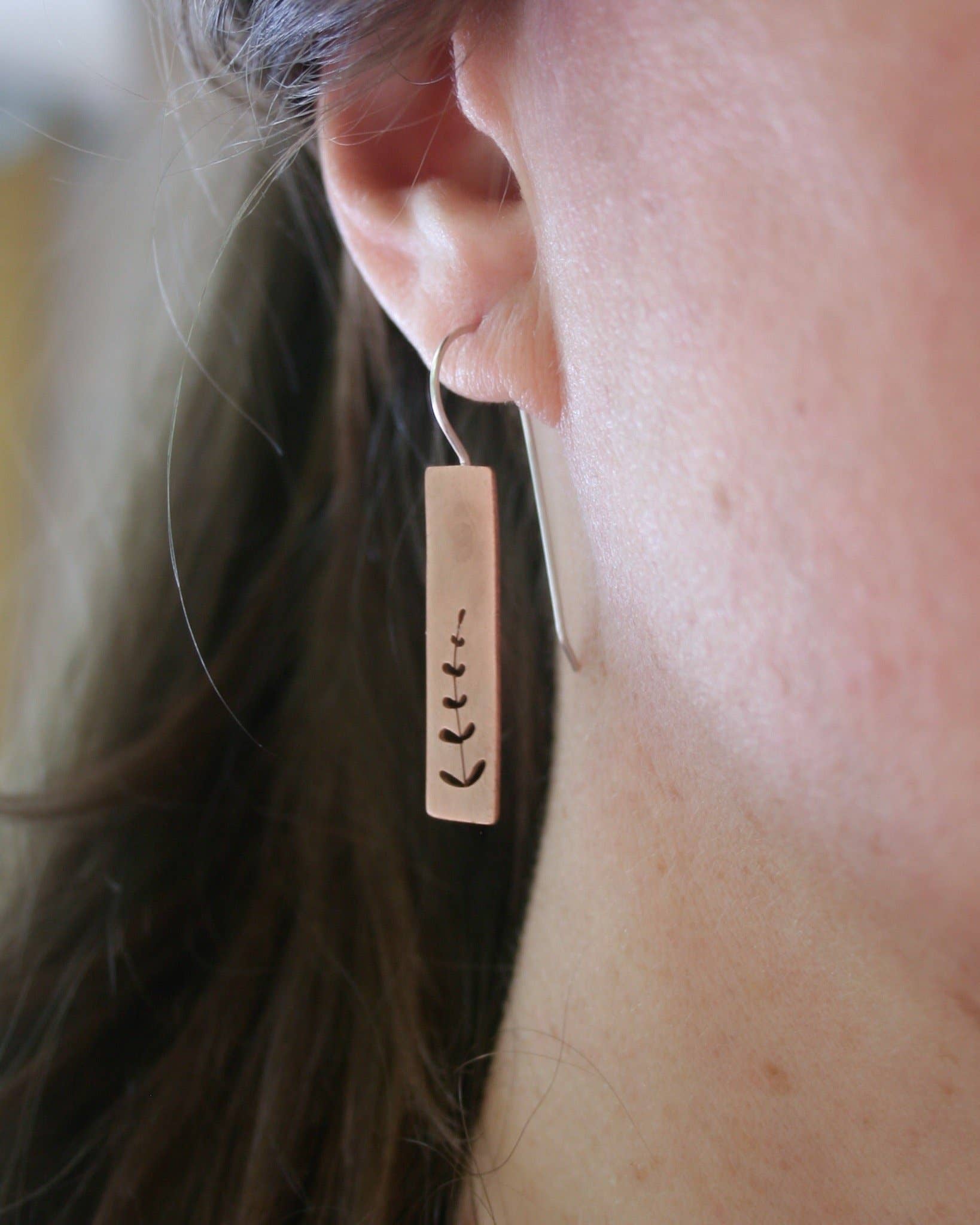 Rising Jewelry – Brincos de argola por atacado – Brincos Botânicos, Samambaia Tomilho Ginkgo Rebento Flor Ramo1