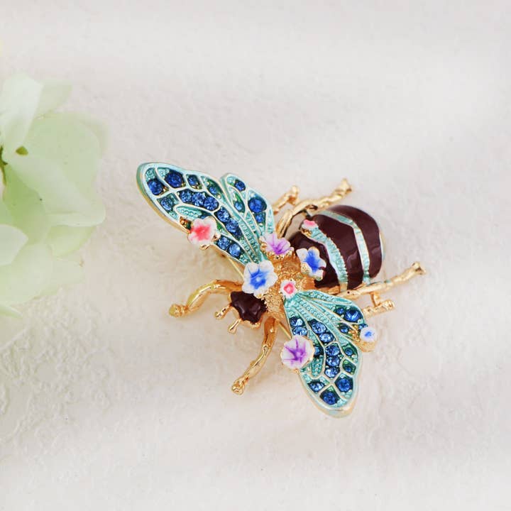 AK Brand – wholesale Brooch – Bee Brooch Pin Rhinestone Insect Flower Jewelry12