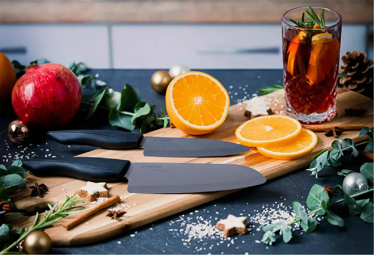 Kyocera International, Inc. - Wholesale Knife Set - INNOVATIONBLACK® 4-PIECE CERAMIC KITCHEN KNIFE SET2