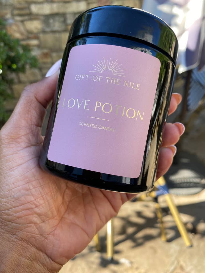 Bougie potion d'amour Hathor pour la vente par Gift of the Nile