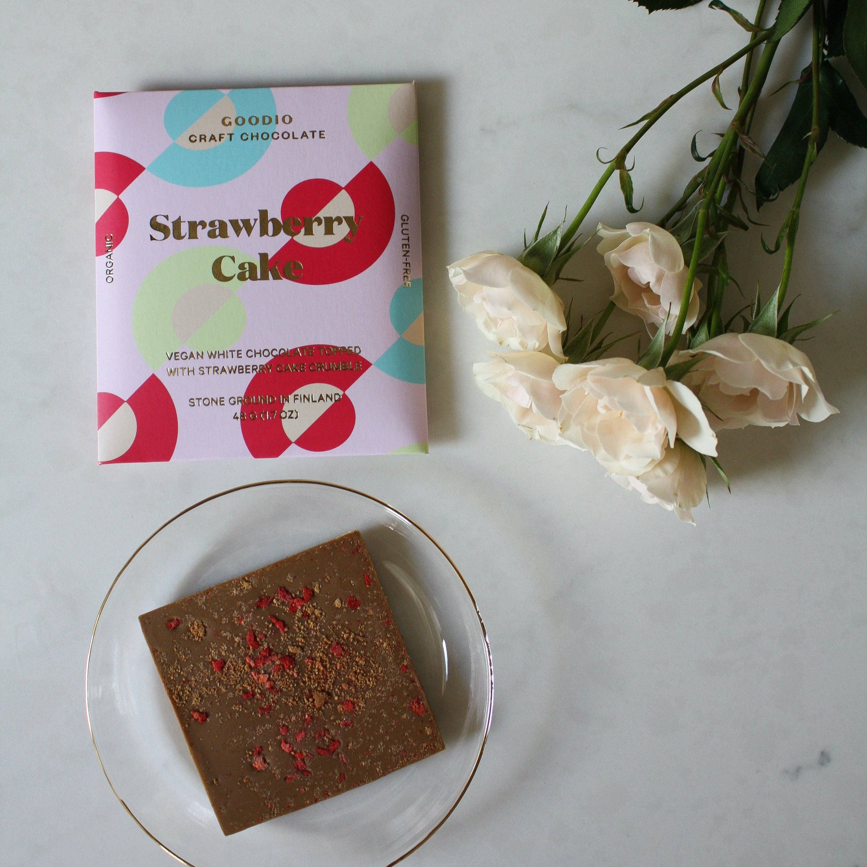 Goodio Chocolate - Wholesale Chocolate bar - Organic Strawberry Cake5