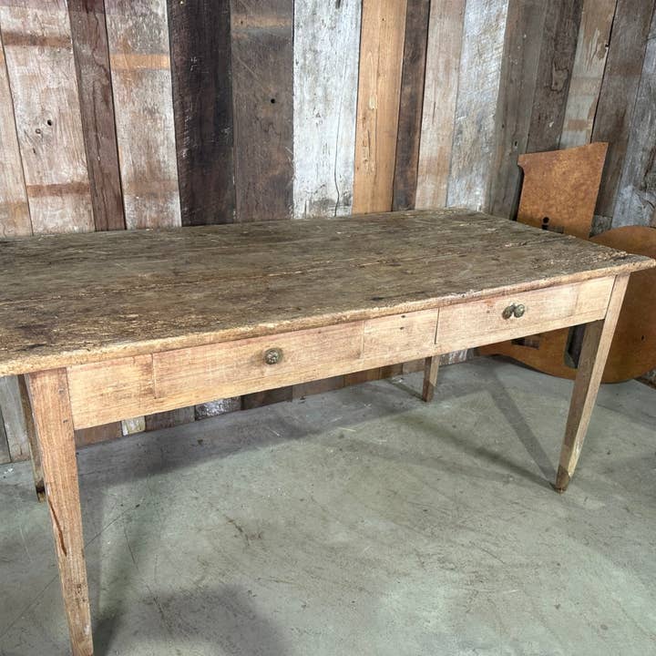 Antik fransk sykomor refektoriebord, ca 1790. L163 för wholesale av belvoir