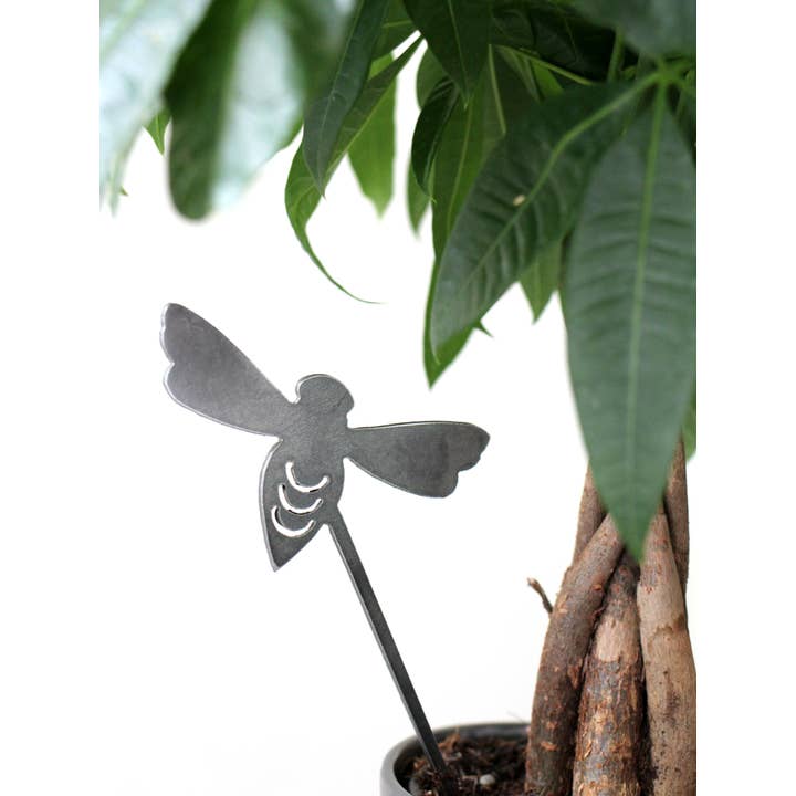 Highland Ridge | Handmade Home Decor - Wholesale Garden/Lawn Stake - Bumble Bee Plant Stake