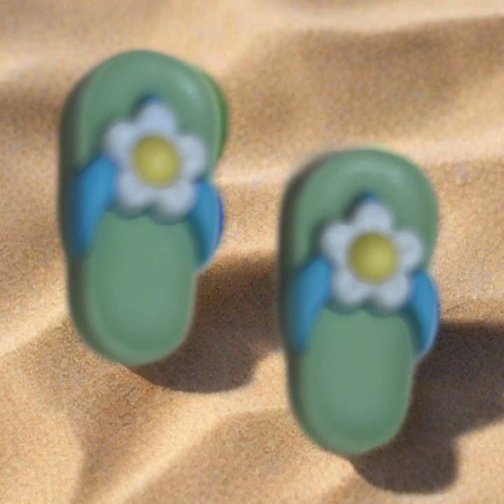 Clous d'oreilles à tige FLIP FLOPS-Vertes avec fleurs pour la vente par Pink tiful of LOVE