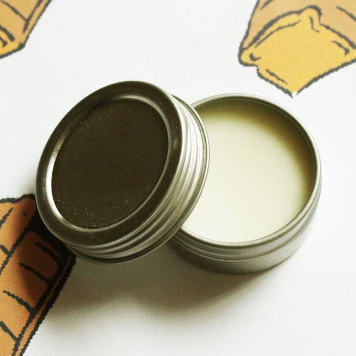 Baume à lèvres parfumé au pain frais - Beurre de karité naturel pour la vente par Radical Works