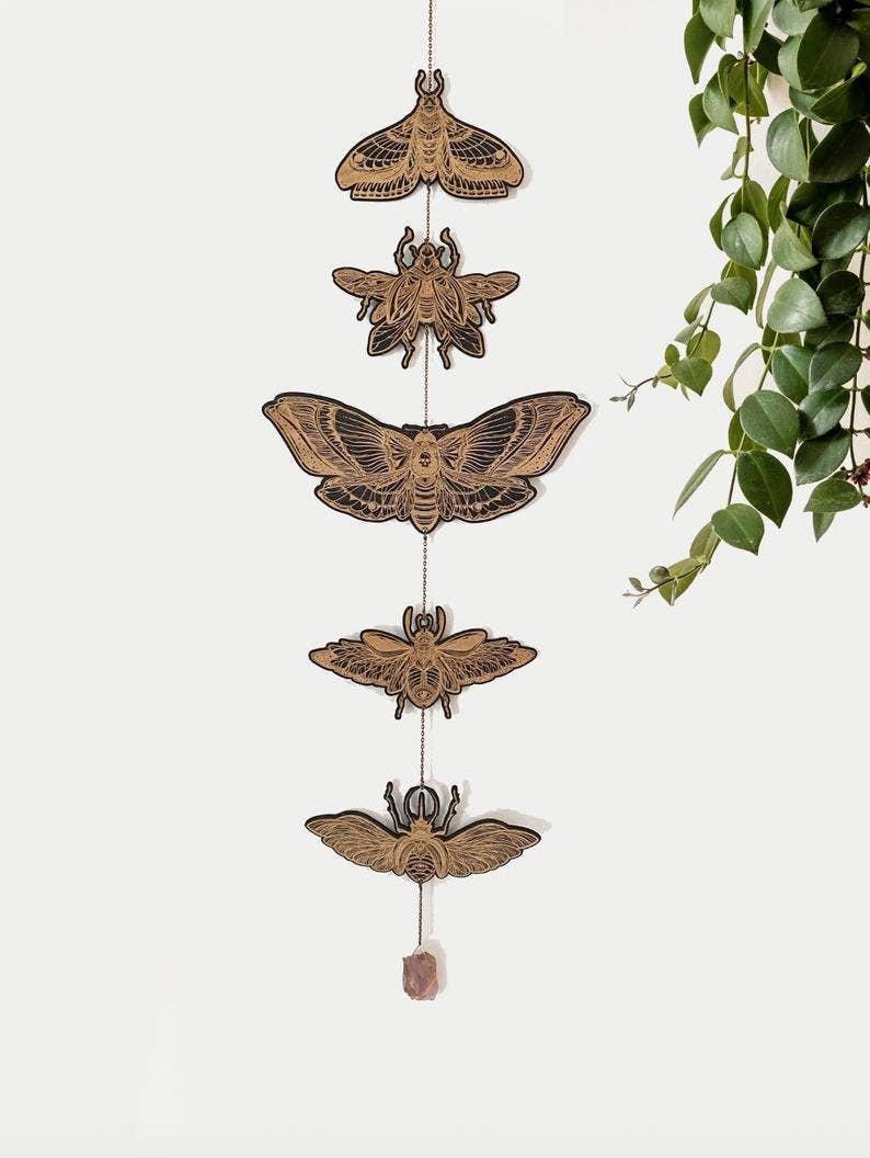 Faux Theory Design – wholesale Wall Accent – Moth and Beetle Garland2