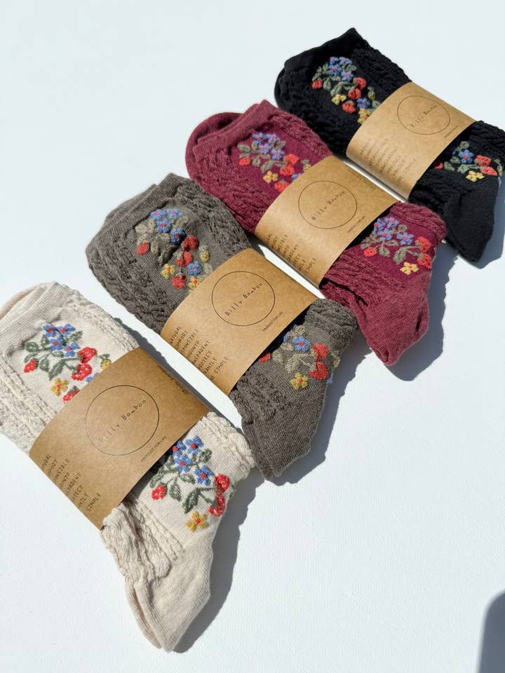 Billy Bamboo - Wholesale Socks - Women's - WILD STRAWBERRY SOCKS