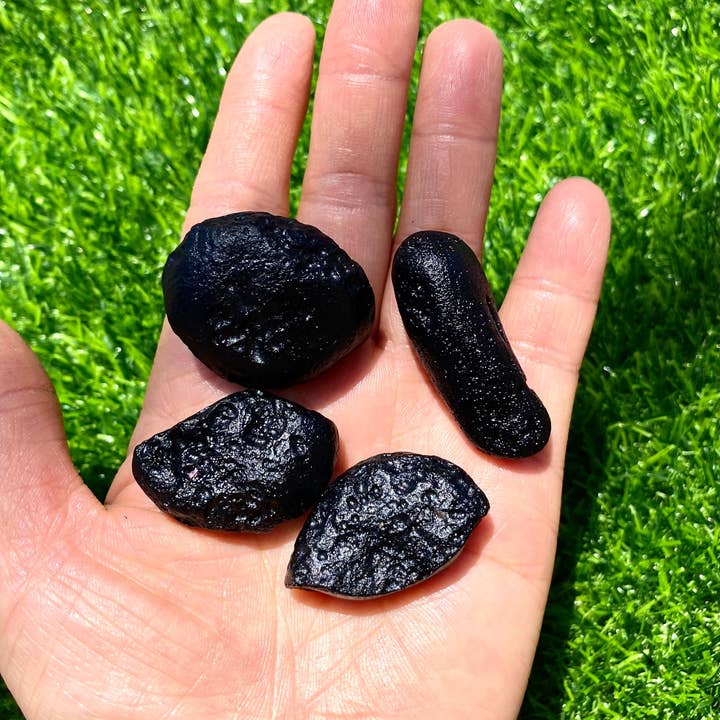 KayleeNYC - Wholesale Spiritual Stone/Crystal - Wholesale Lot 1 lb Natural Vietnam Tektite Black Tektite Healing Energy3