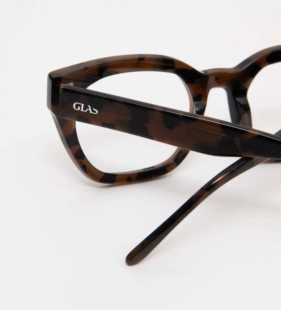 GLAS Scandinavia AB - Wholesale Eyeglasses - Women's - Kiara Turtle Brown4
