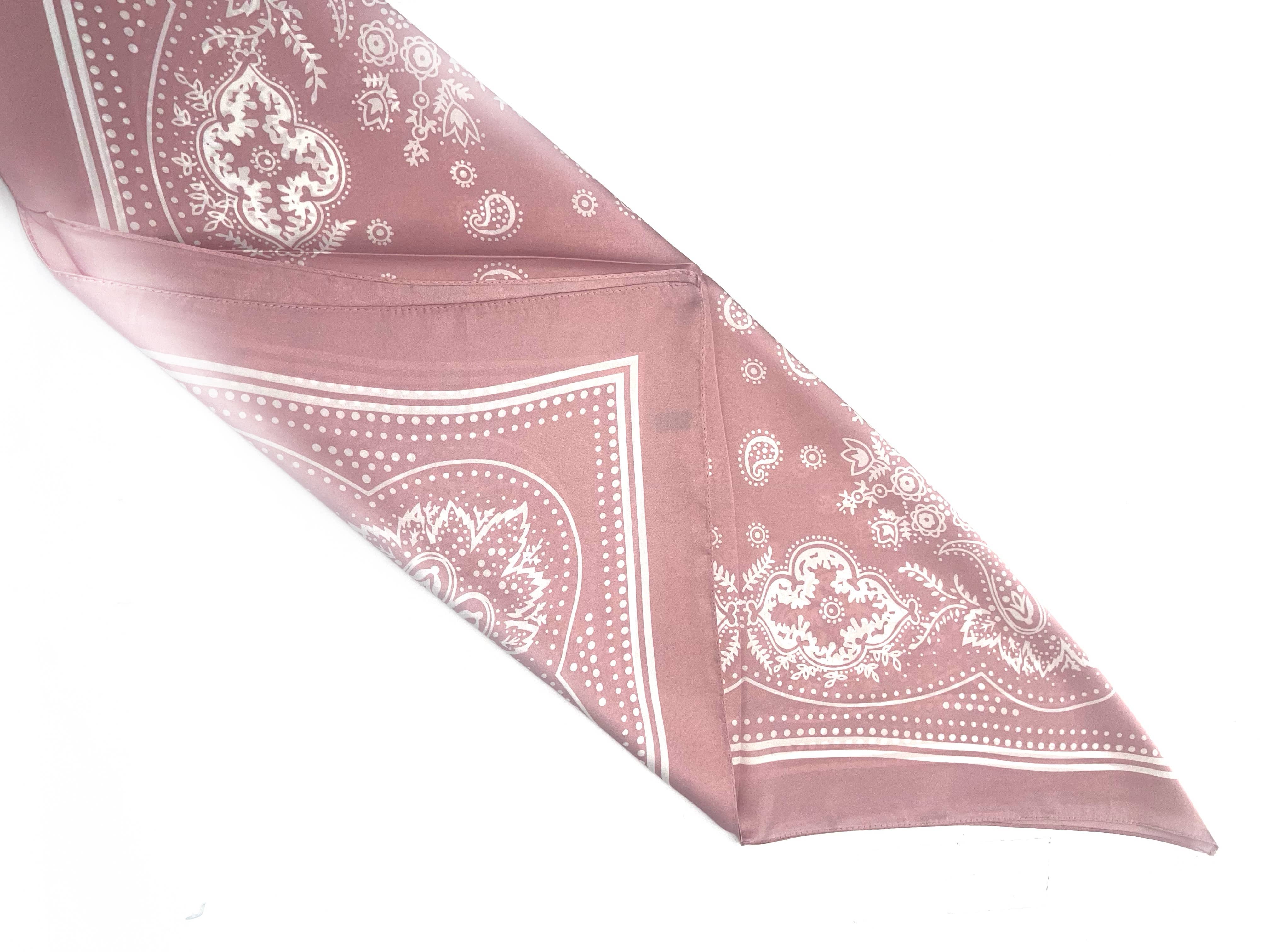 LINETA - Wholesale Scarf - Women's - D-140 Small bandana pattern scarf1