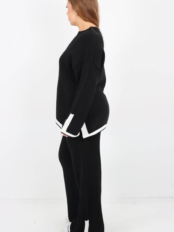 Miss Bold - Wholesale Lounge Set - Women's - Italian Oversized Contrast Trim Knitted Co Ord Set4