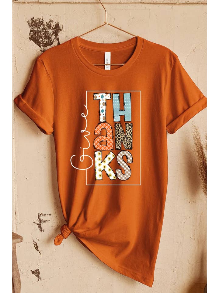 COLORBEAR – T-shirt estampada - Mulher por atacado – DAR GRAÇAS MANGA CURTA UNISSEX1