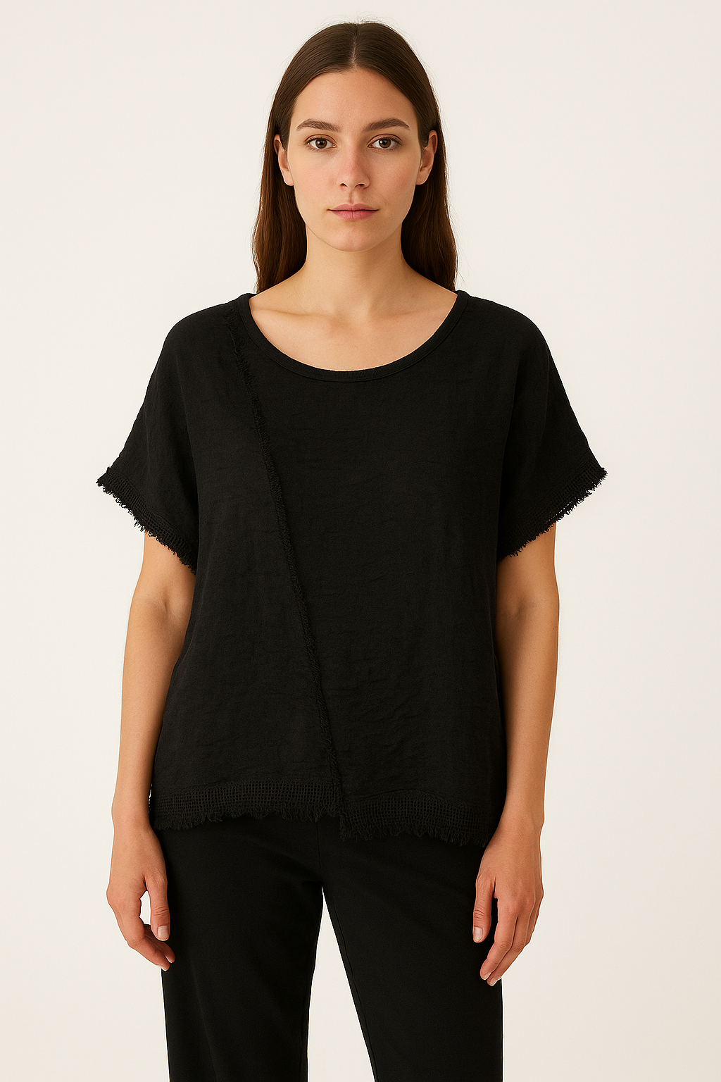 Lucy Sparks - Wholesale T-Shirt - Women's - LINEN FRONT AND COTTON BACK ASYMMETRIC T-SHIRT WITH MESH HEM2