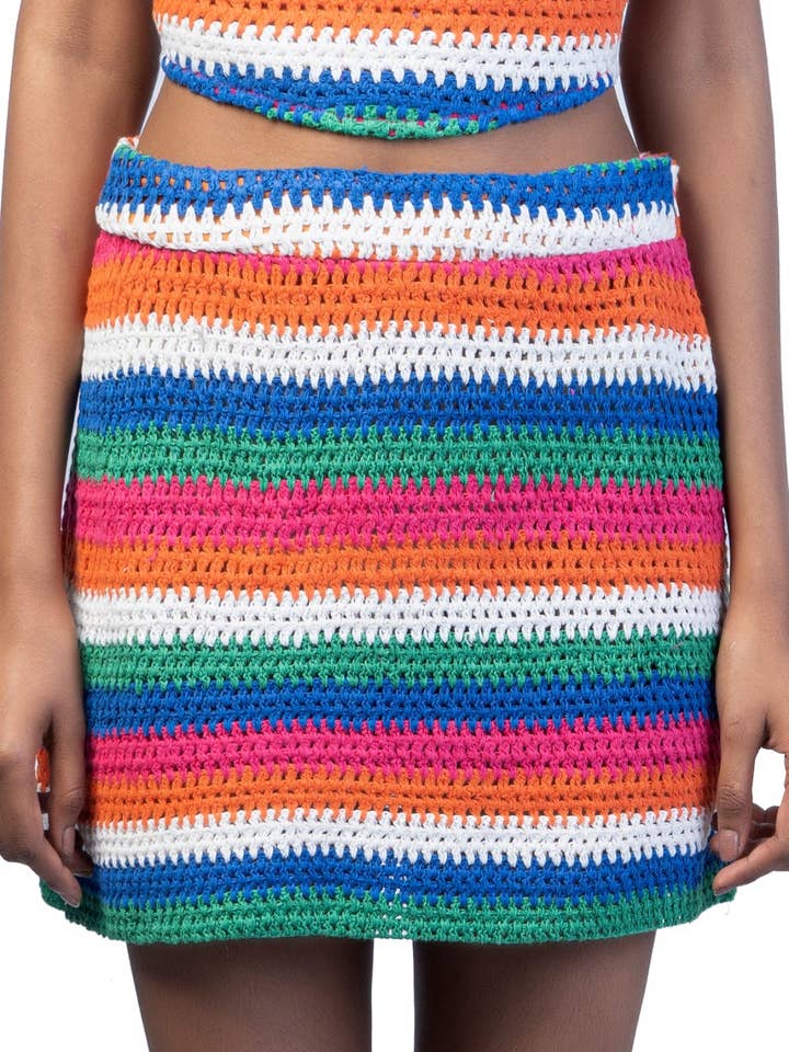 Hæklet stribet mini nederdel for engroshandel hos Chogaa NYC