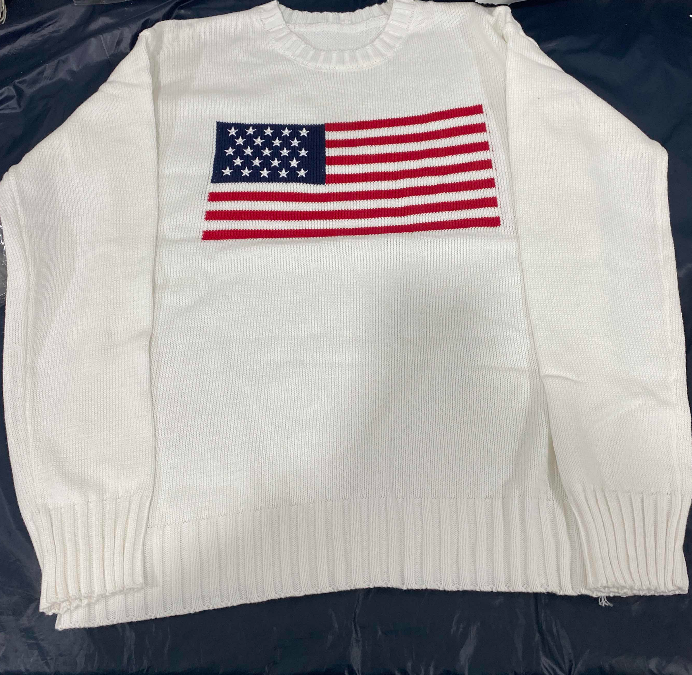 HIDDENBRAND - Wholesale Knit Sweater - Women's - Jacquard knit American flag sweater7