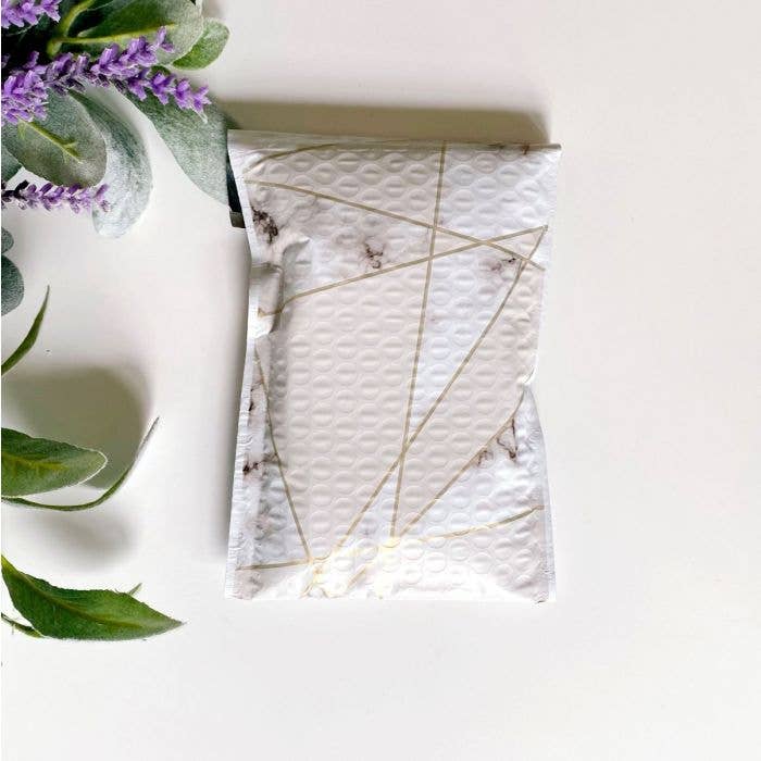 Eleven Fashion - Wholesale Envelopes - 4.25x8 Marble Poly Bubble Mailers