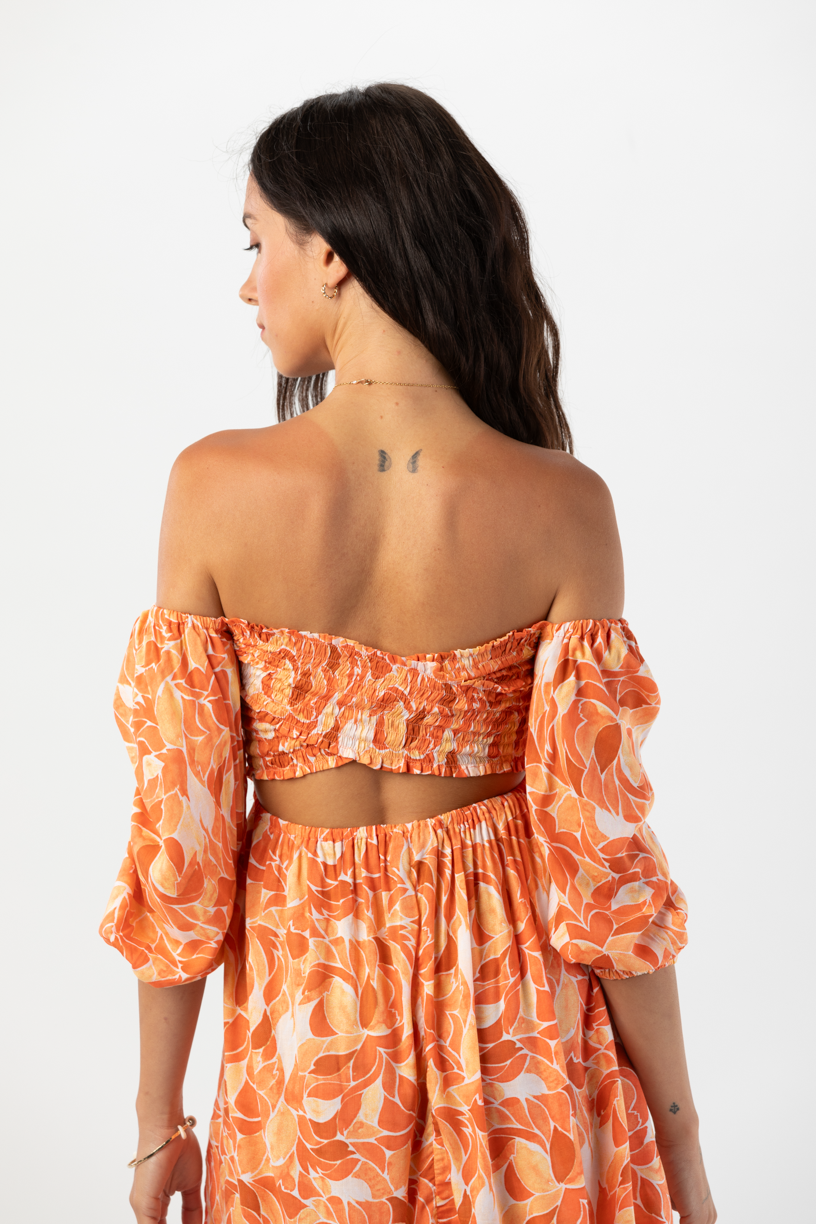 Verspreide Bloemblaadjes Goud Callum Mini Jurk voor groothandel op Faire4