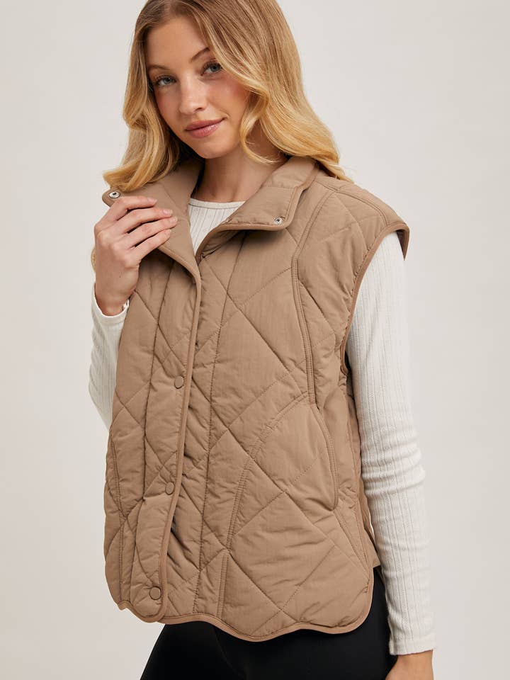 Bluivy - Vendita all'ingrosso Gilè imbottito - Donna - GILET IMBOTTITO TRAPUNTATO CON TASCHE17