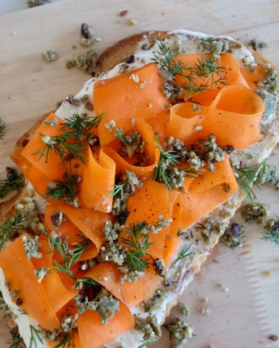 Elemental Superfood - Wholesale Snack Bar - Mulberry Cacao + Spirulina5