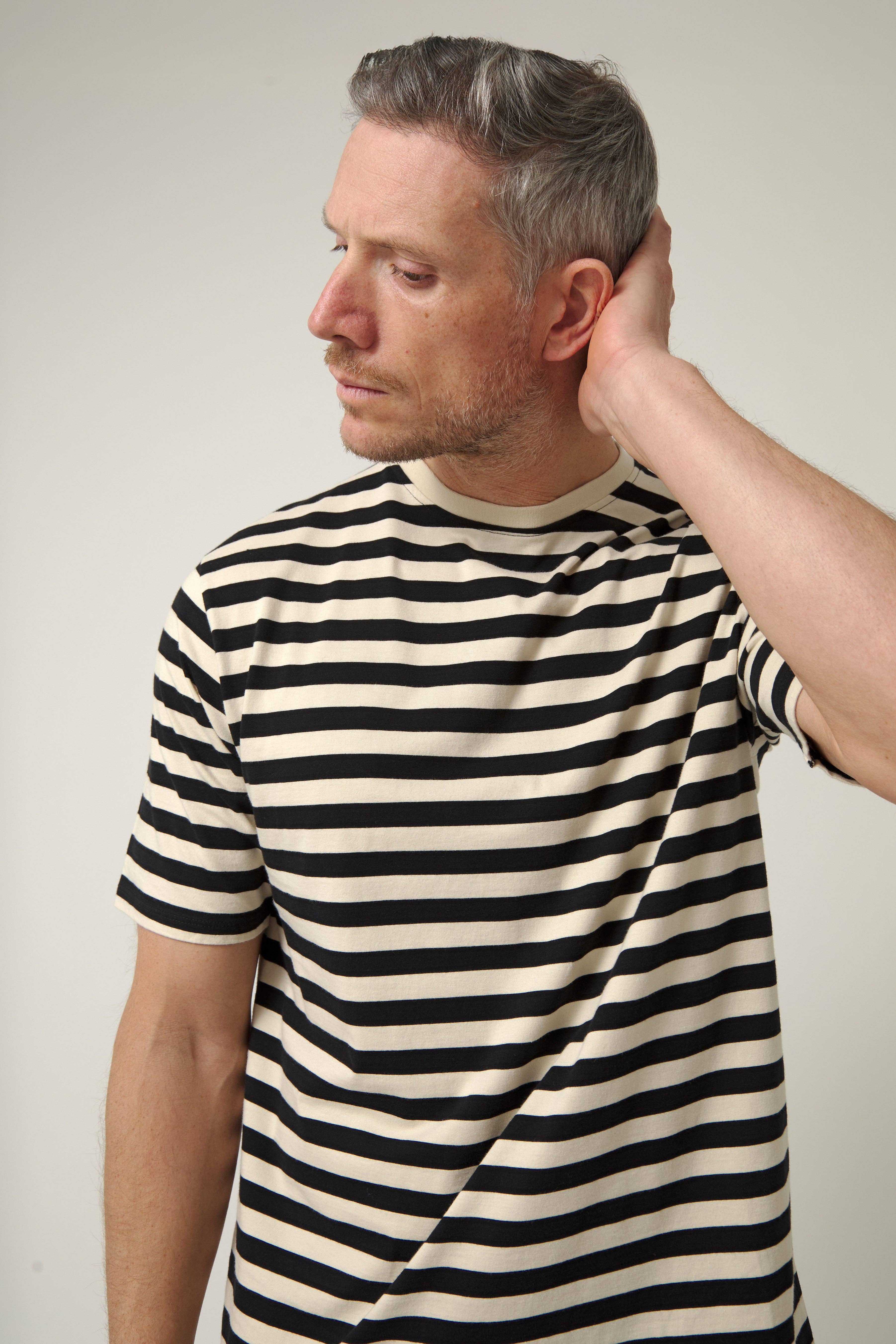 ALTONADOCK - Wholesale T-Shirt - Men's - Off-white Striped T-shirt2