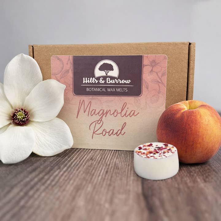 Magnolia Road – Blød Magnolia & Moden Fersken Voks Smelter for engroshandel hos Hills & Burrow