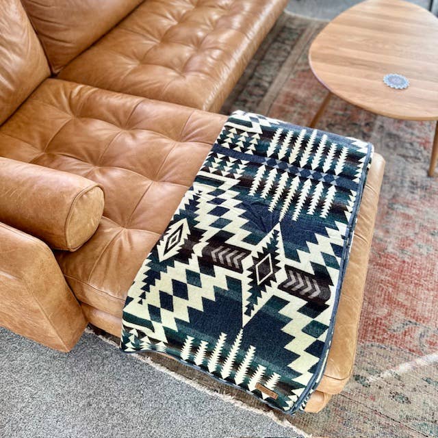 Alpaca Threadz - Wholesale Decoratiedeken - Zuidwest Alpaca Koningin/Gooi Deken – Omkeerbaar Bos4