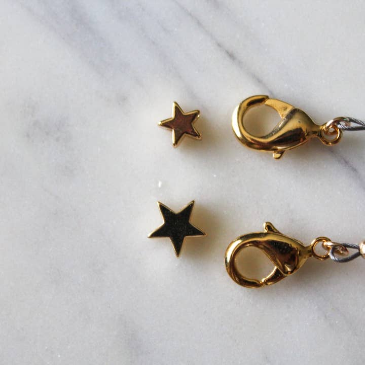 White Daisy Jewelry LLC - Vendita all'ingrosso Cavigliere - Cavigliera con nome personalizzato6