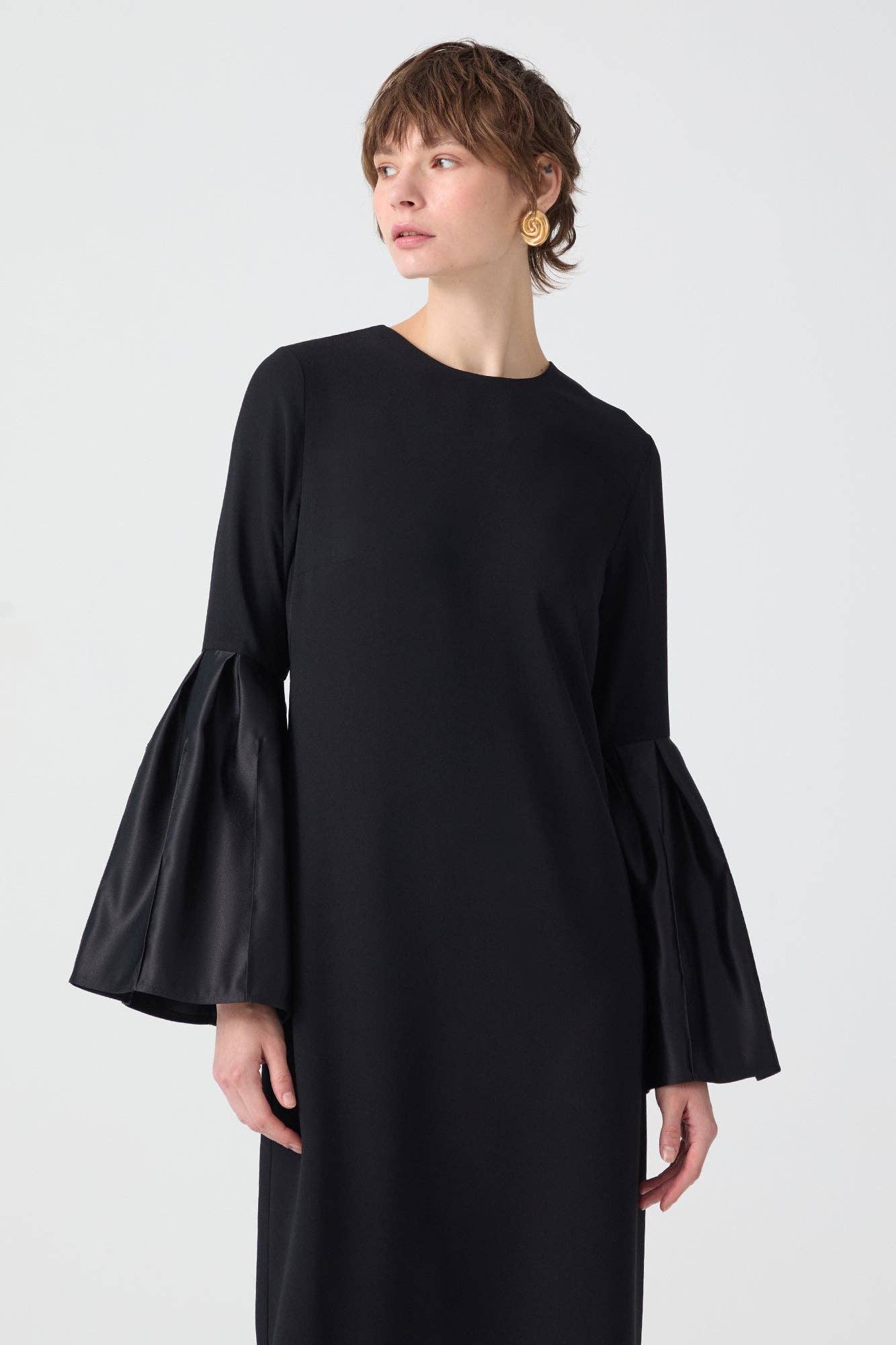 Black TAFFETA SLEEVE DETAILED DRESS for wholesale on Faire2