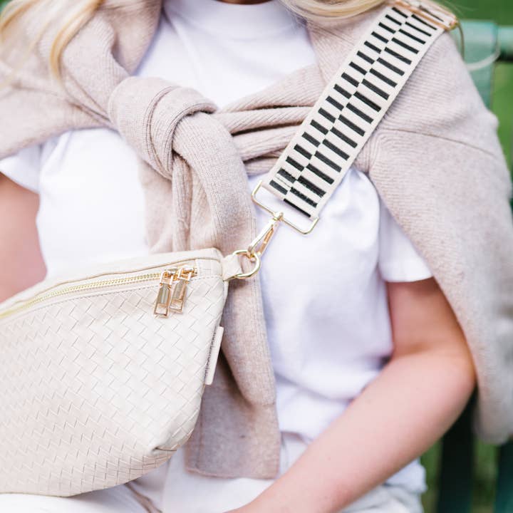 modern and chic - Wholesale Belt Bag - Women's - Rory Crisscross Oversized Belt Bag11