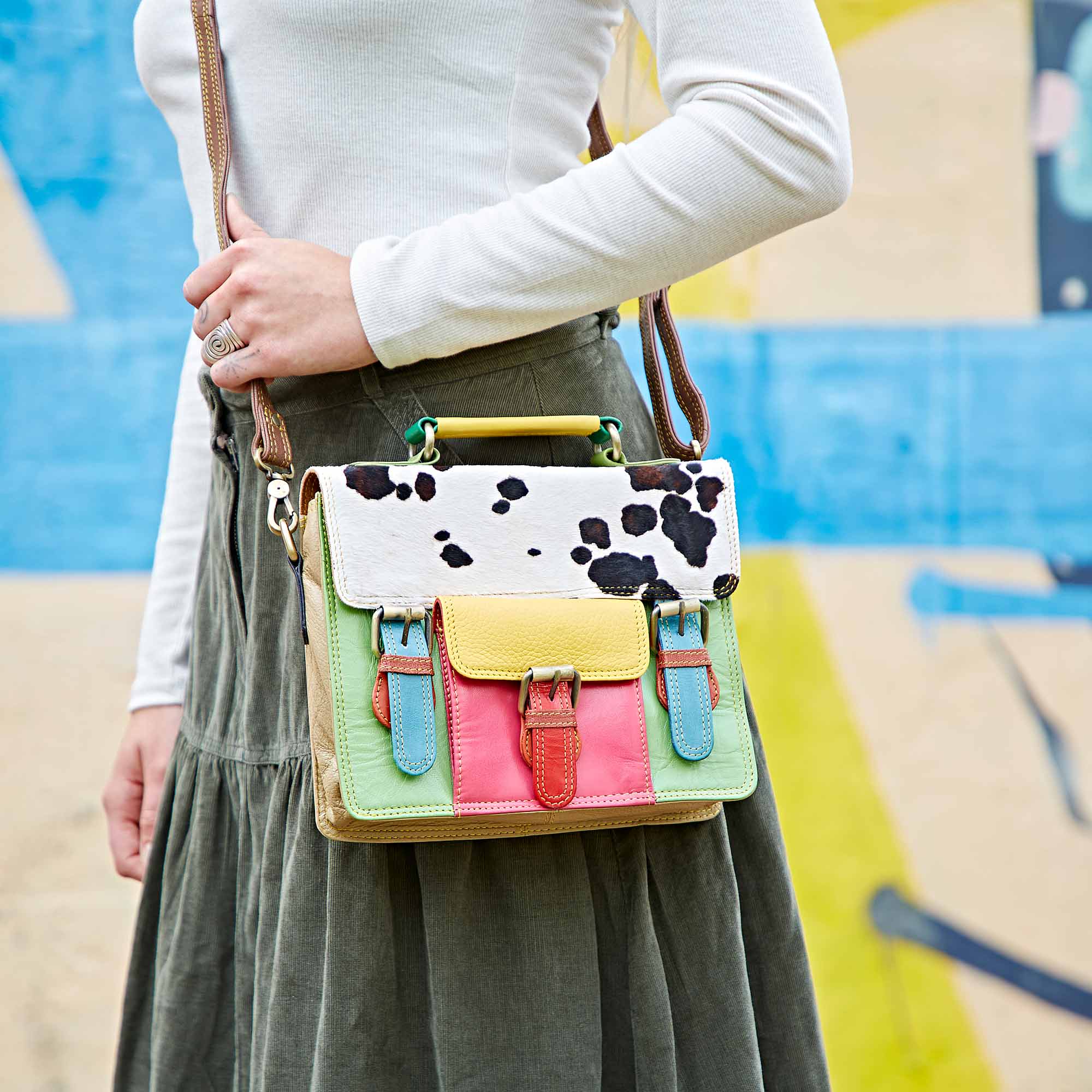 The Paper High Gift Company Limited - Vendita all'ingrosso Cartella - Donna - Borsa a tracolla Akira in pelle riciclata multicolore con fantasia animale1