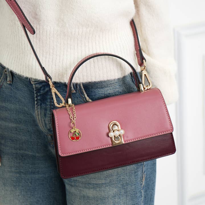 Bessie London - Wholesale Crossbody Bag - Women's - DUAL-TONE PEARL FLAP CROSSBODY BAG5