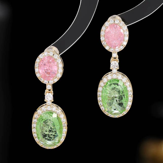Boucles d'oreilles Icy Summer en zircone rose et vert pour la vente par Bright MacMing