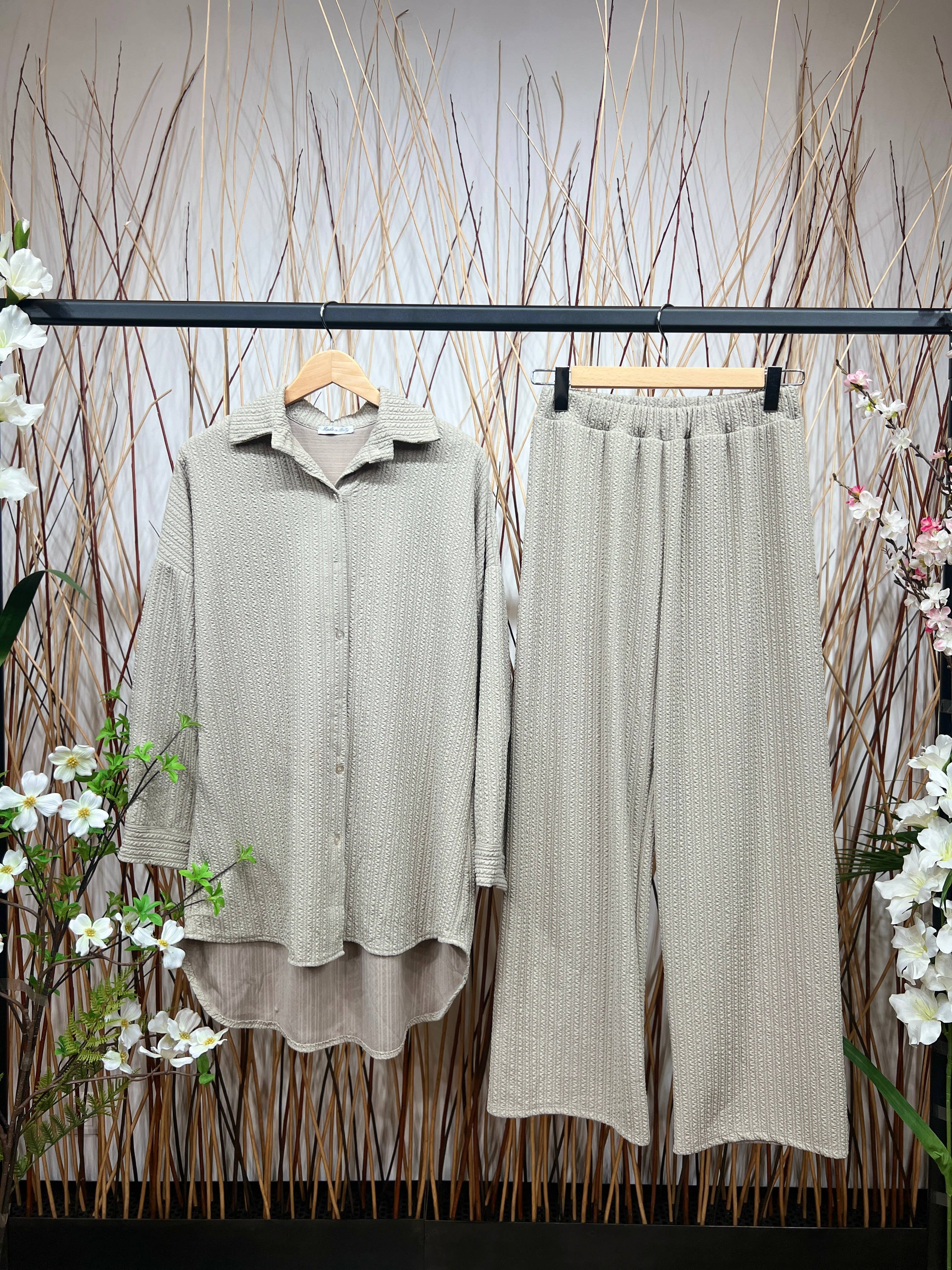 L'Emotion – wholesale Top & pants set (NOT Loungewear) – Women's – Blouse & Pant Set Wide Comfort Relief Effect 1