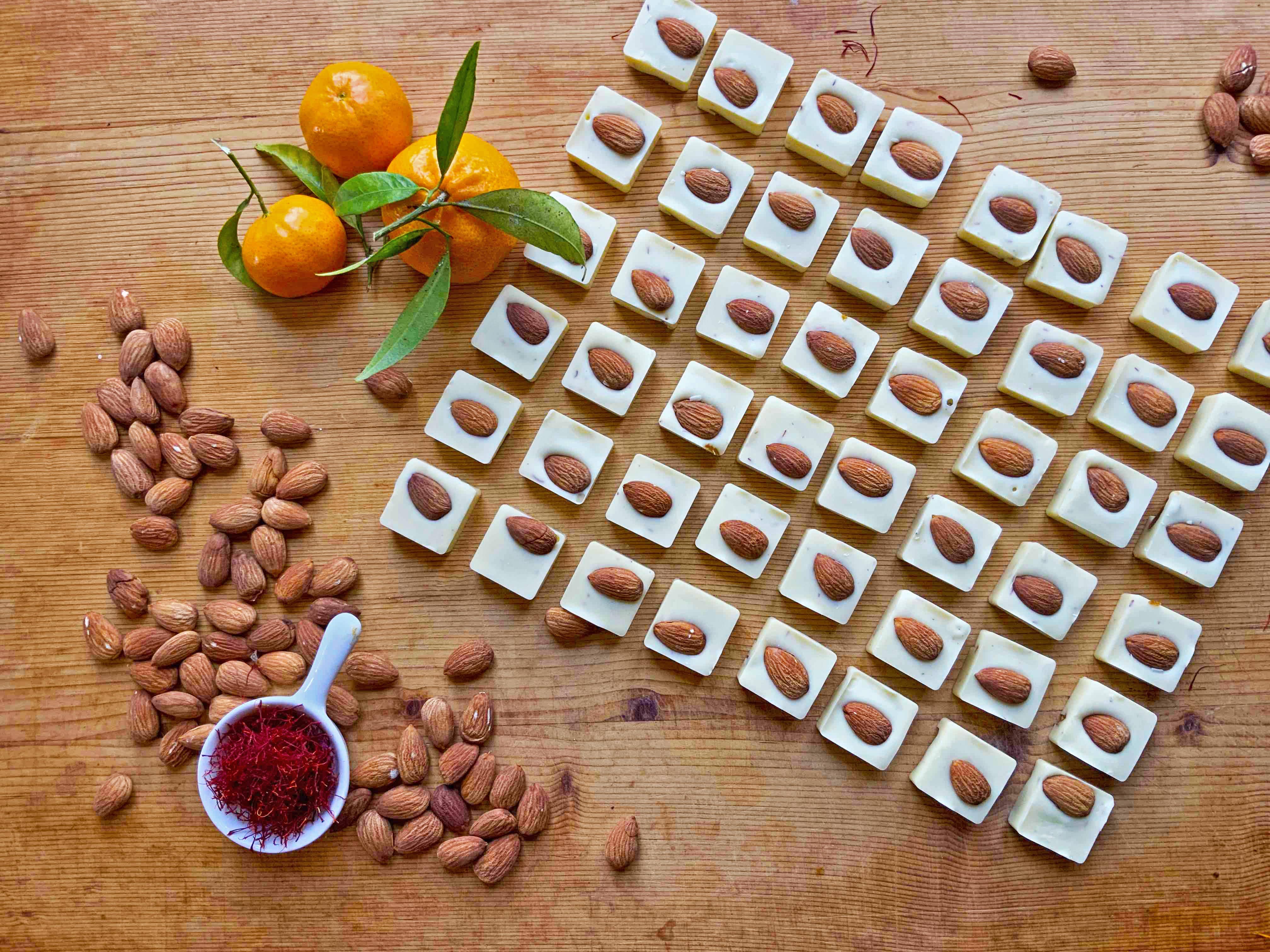 Alchimie di Circe - Wholesale Chocolate - Sortilegi White Magic Chocolates - Mandarin and Almond3