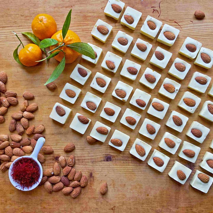 Alchimie di Circe - Wholesale Chocolate - Sortilegi White Magic Chocolates - Mandarin and Almond3