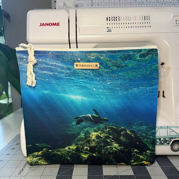 Puka Maui - Wholesale Pouch - Women's - Sea Turtle Pouch